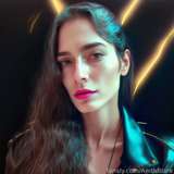 370367496437379072